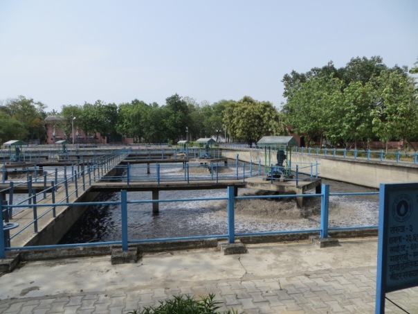 Aeration basins at the Dinapur sewage treatment plant
