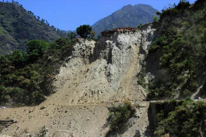 This landslide has occurred near powerhouse of the Nathpa Jhakri project in Jhakri
